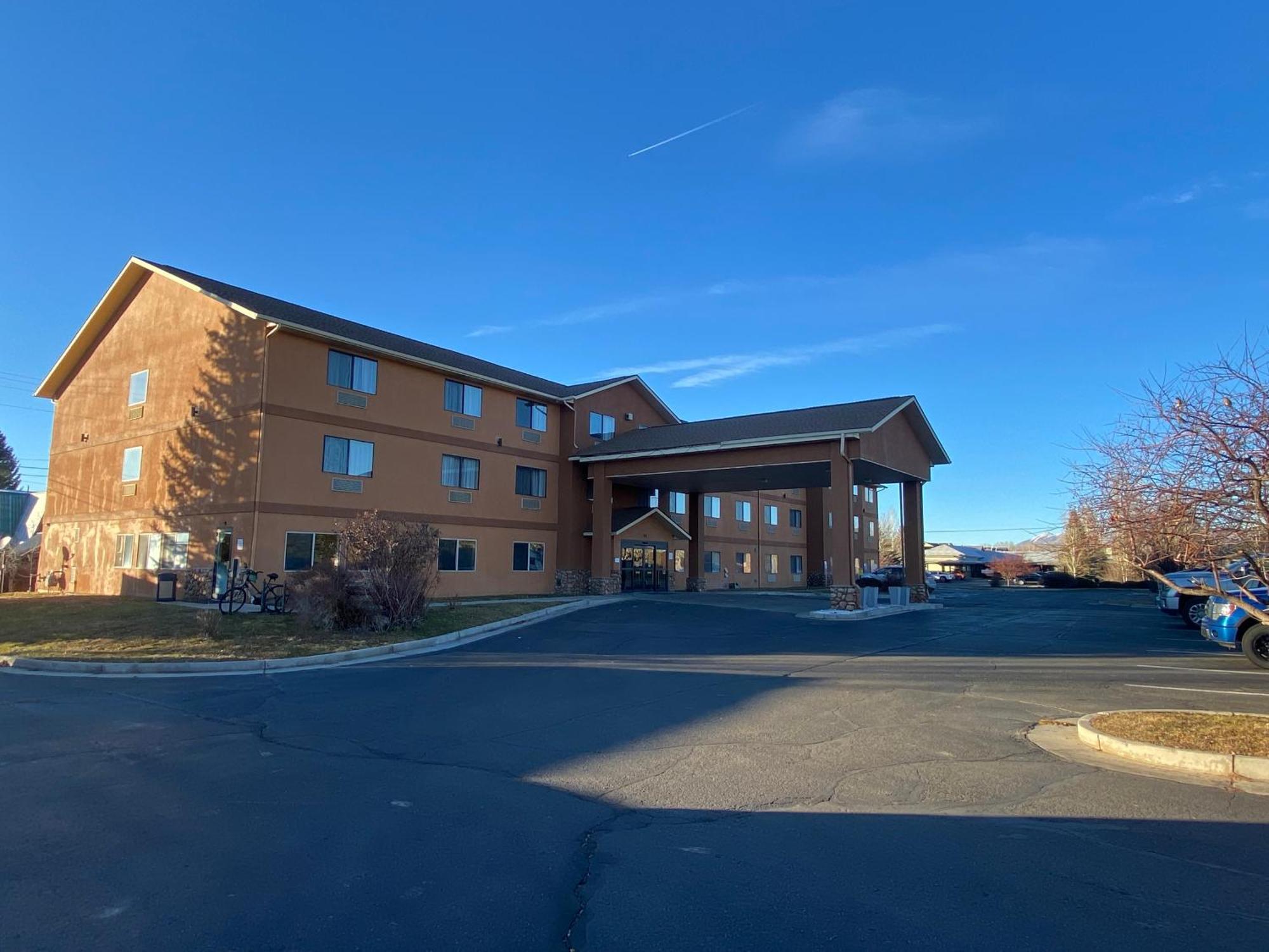 Comfort Inn & Suites Gunnison-Crested Butte Exterior photo